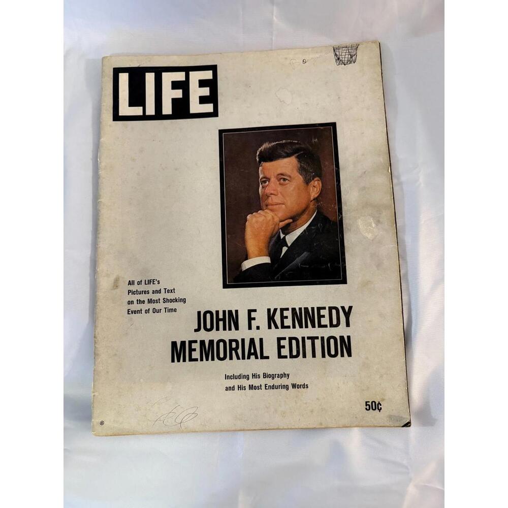 1963 Vintage Life Magazine JFK John F Kennedy Memorial Edition FREE SHIPPING